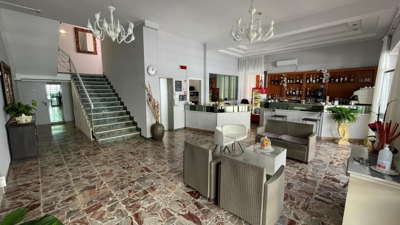 Hotel Venere Rimini Kültér fotó