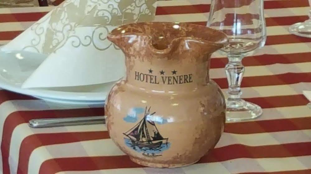 Hotel Venere Rimini Kültér fotó